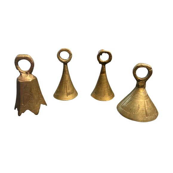 Vtg Etched Brass Bells Ceremony Bells Lot of 11 Made in India - Picture 4 of 6